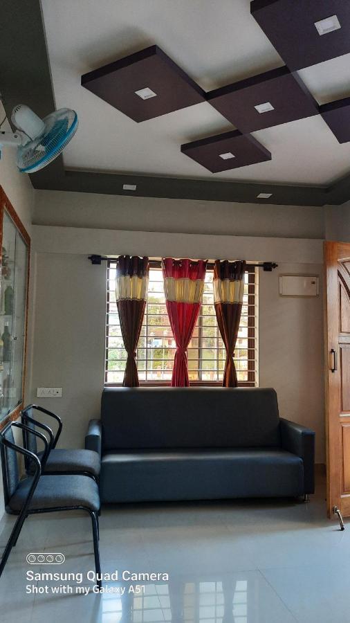 Varam Homestay Madikeri Exterior foto
